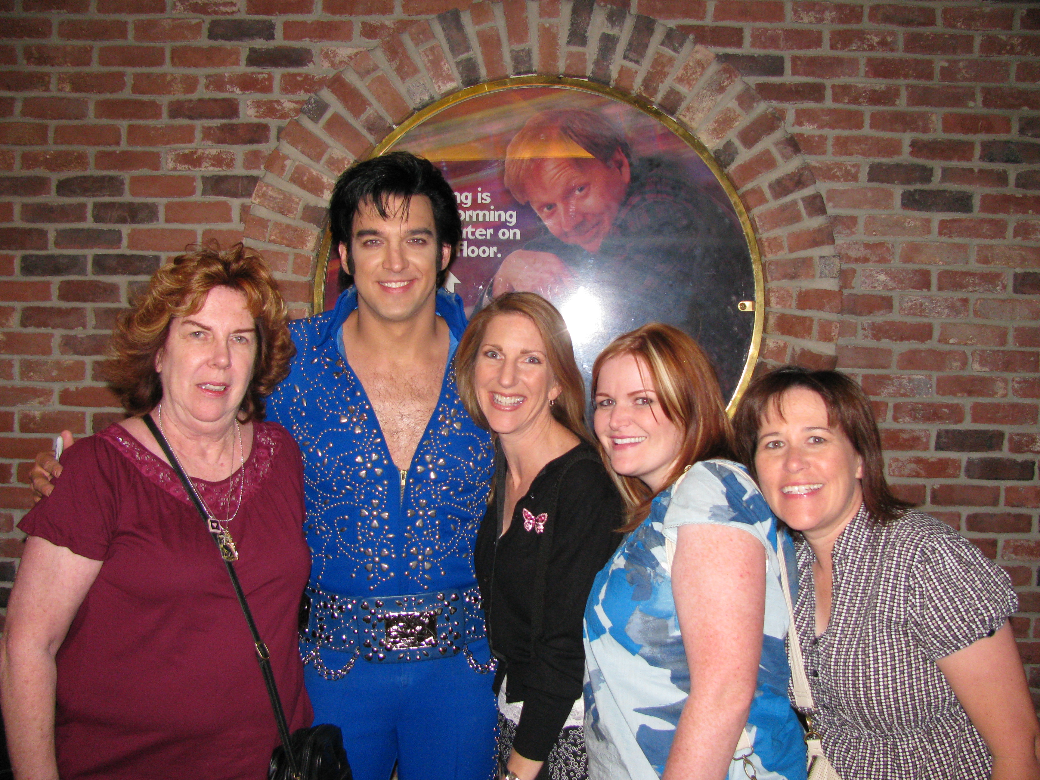 We did all the things you're supposed to do in Vegas...well, a couple of them. The obligatory Elvis impersonator. That's my Mom, Sharon, Elvis, me, Jen (my friend & makeup artist) and Susie (my friend and merchandise manager).
